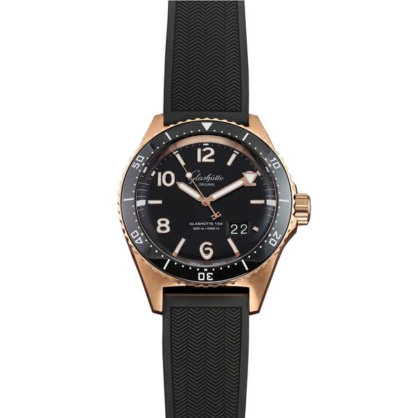 Glashutte Original SeaQ Panorama Date 1-36-13-03-90-34